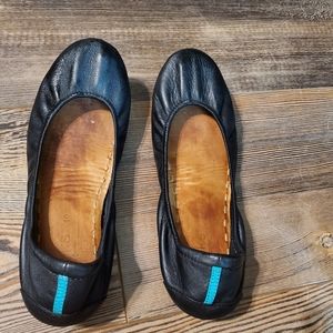 Tieks Black Leather size 10